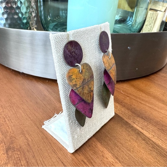 Vintage Multicolor Heart Drop Earrings - Picture 4 of 10